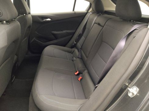 Used 2017 Chevrolet Cruze LT w/ Convenience Package FWD image 18