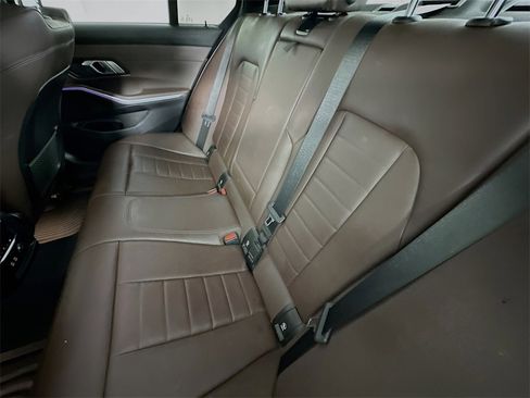 Used 2020 BMW 330i Sedan w/ Convenience Package image 4