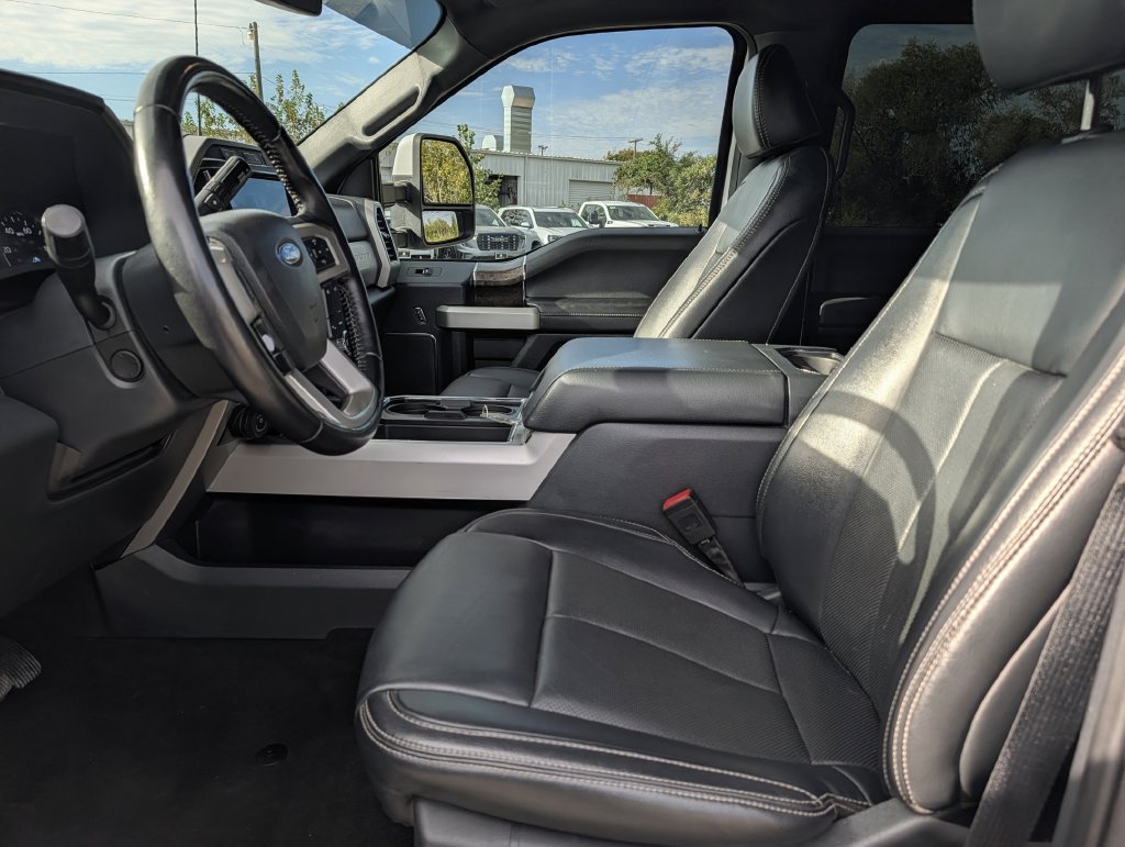 Used 2022 Ford F350 Lariat w/ Lariat Ultimate Package AWD/4WD image 28
