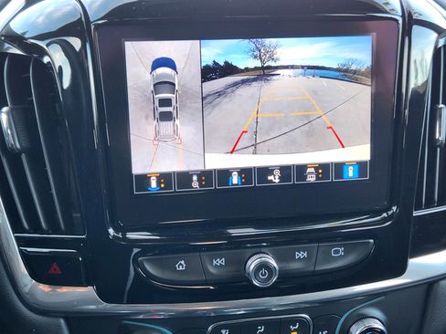 Certified 2023 Chevrolet Traverse RS w/ LPO, Floor Liner Package image 18