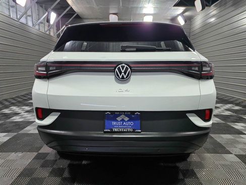 Used 2023 Volkswagen ID.4 2WD image 6
