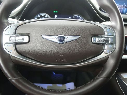 Used 2022 Genesis GV70 2.5T w/ Advanced Package image 22