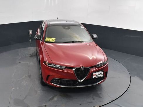 Used 2024 Alfa Romeo Tonale Ti image 39