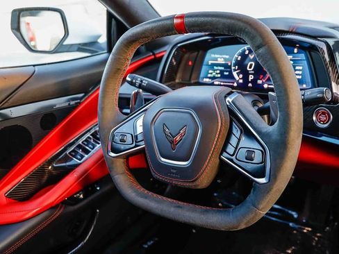 Used 2024 Chevrolet Corvette Stingray Premium Conv w/ Stealth Interior Trim Package RWD image 18