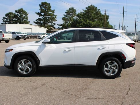 Used 2024 Hyundai Tucson SEL FWD image 3