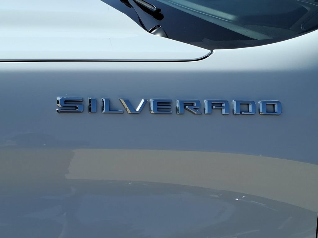 Used 2025 Chevrolet Silverado 1500 LT w/ Safety Package AWD/4WD image 10