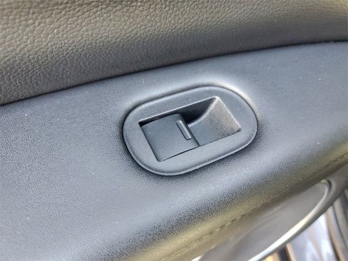 Used 2016 Honda HR-V EX-L image 15