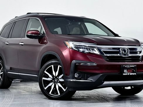Used 2020 Honda Pilot Elite image 2