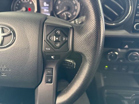 Certified 2020 Toyota Tacoma TRD Off-Road w/ TRD Premium Off Road Package AWD/4WD image 22