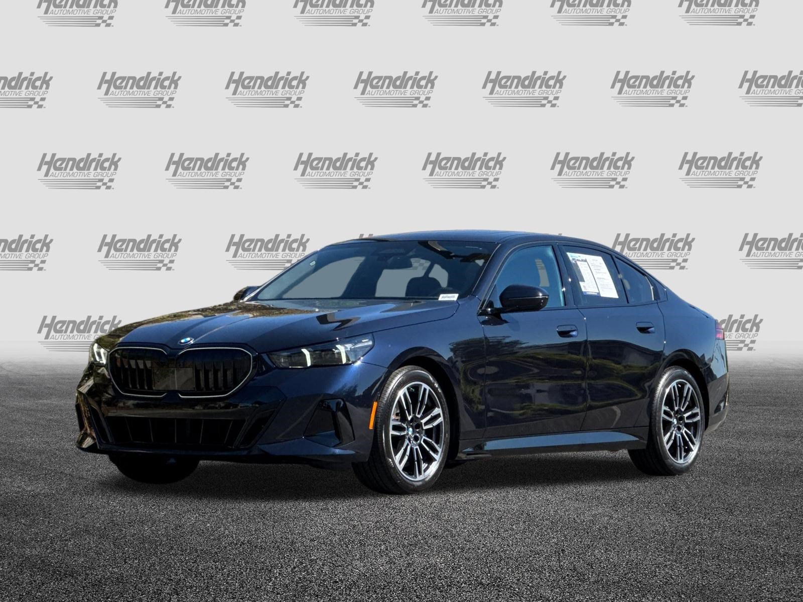 Used 2026 BMW 530i w/ M Sport Package RWD image 9