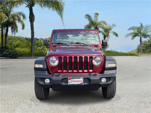 Used 2022 Jeep Wrangler Unlimited Sport AWD/4WD image 3