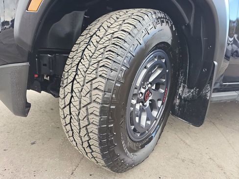 Used 2025 Nissan Frontier Pro-X w/ Pro Convenience Package image 33