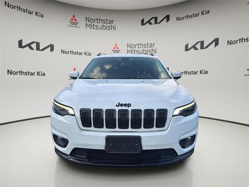 Used 2020 Jeep Cherokee Latitude Plus AWD/4WD image 8
