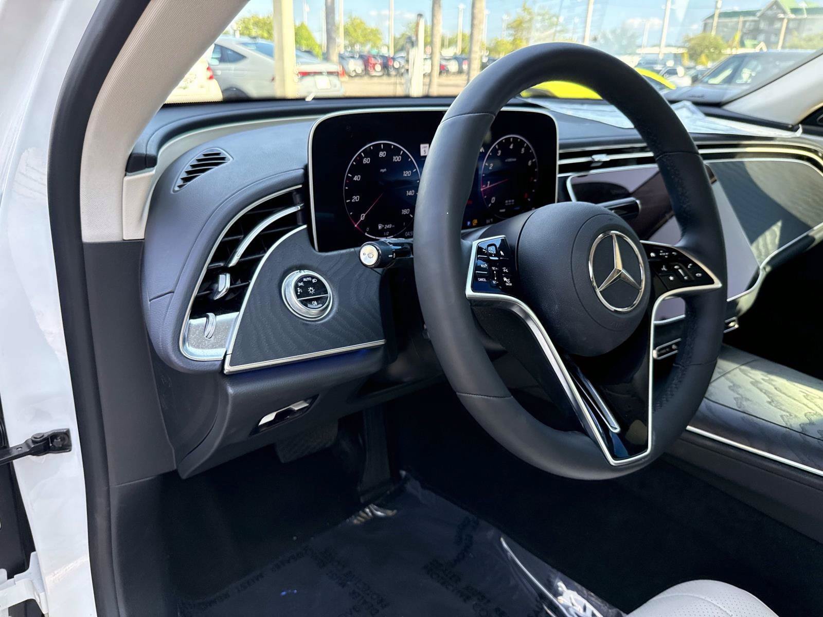 Certified 2024 Mercedes-Benz E 350 4MATIC Sedan image 19