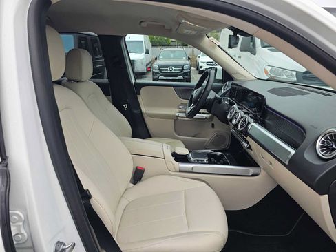 Certified 2022 Mercedes-Benz GLB 250 image 10