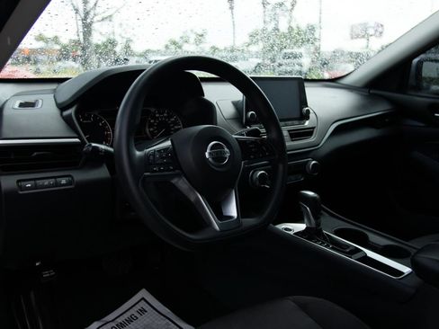 Used 2020 Nissan Maxima 3.5 S w/ Floor Mat Group FWD image 13