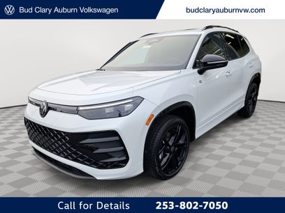 New 2025 Volkswagen Tiguan SE R-Line