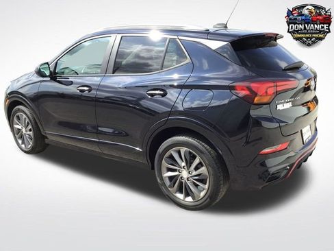 Used 2021 Buick Encore GX Select w/ Sport Touring Package FWD image 5