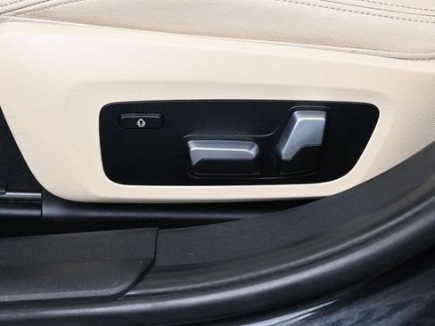 Used 2020 BMW 330i Sedan RWD image 12