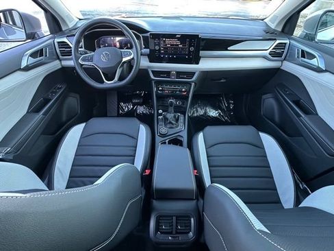 New 2026 Volkswagen Taos SEL image 34