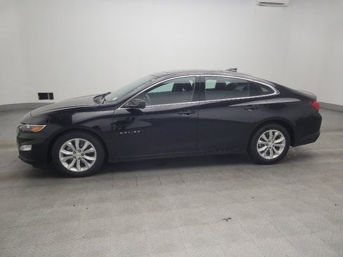 Used 2024 Chevrolet Malibu LT FWD image 2