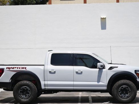 Used 2025 Ford F150 Raptor AWD/4WD image 60