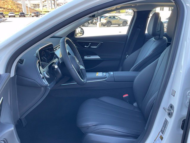 Used 2025 Mercedes-Benz E 350 4MATIC Sedan image 14