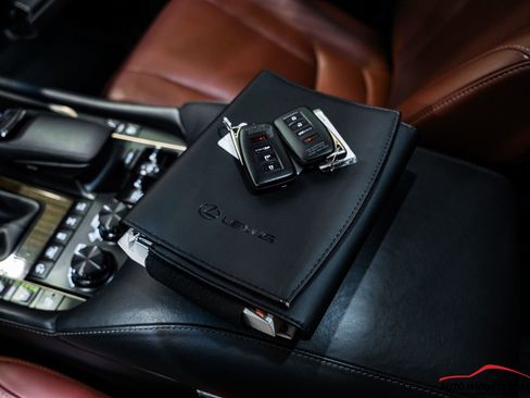 Used 2021 Lexus LX 570 4WD w/ Luxury Package image 88