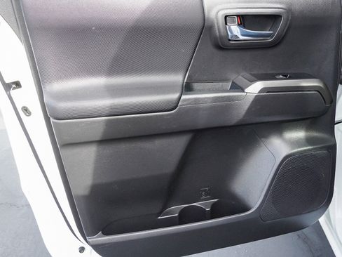 Used 2023 Toyota Tacoma TRD Off-Road image 22