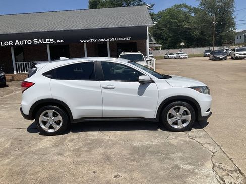 Used 2016 Honda HR-V EX-L image 2
