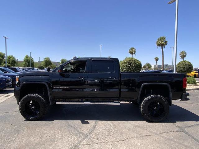 Used 2018 GMC Sierra 2500 Denali w/ Duramax Plus Package AWD/4WD image 4