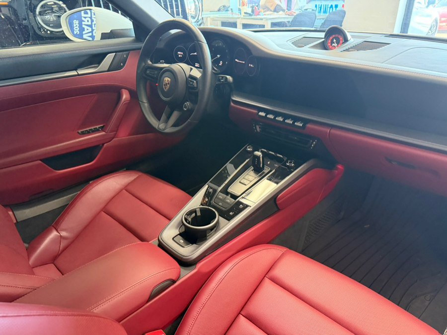 Used 2024 Porsche 911 Carrera 4S AWD/4WD image 67