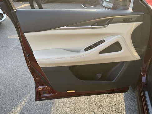 Used 2024 INFINITI QX60 Luxe image 16