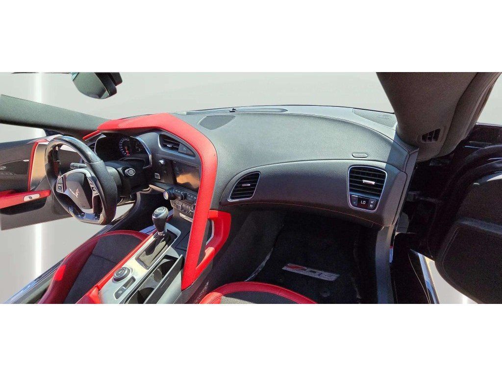 Used 2016 Chevrolet Corvette Z06 w/ Z07 Performance Package RWD image 10