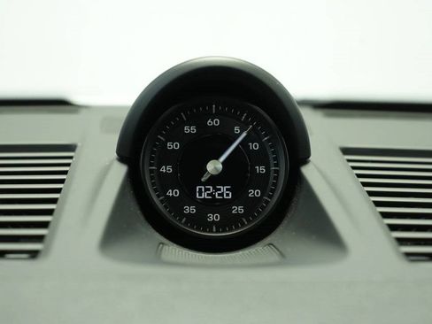 Used 2023 Porsche 911 Targa 4 GTS image 36