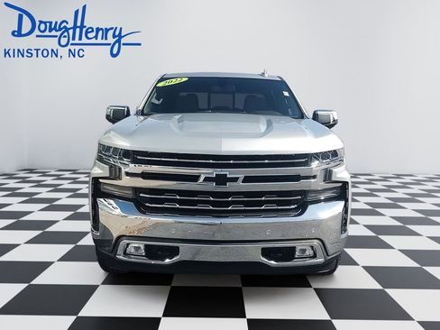 Used 2022 Chevrolet Silverado 1500 LTZ w/ LTZ Convenience Package II AWD/4WD image 7