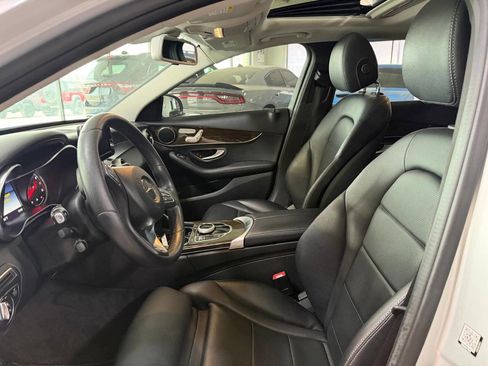 Used 2018 Mercedes-Benz C 300 4MATIC Sedan image 17