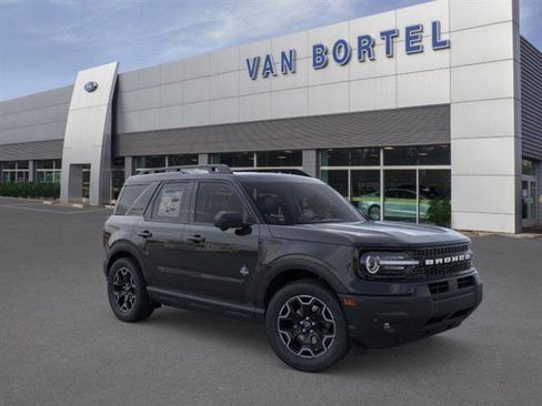 New 2025 Ford Bronco Sport Outer Banks w/ Outer Banks Tech Package+ image 7