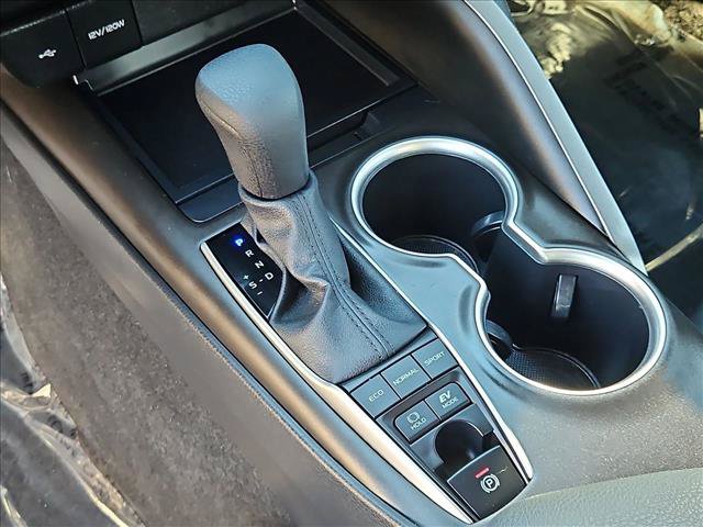Used 2023 Toyota Camry LE FWD image 17