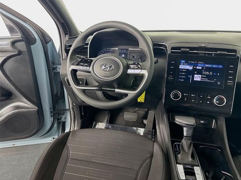 Certified 2024 Hyundai Santa Cruz SE FWD image 20