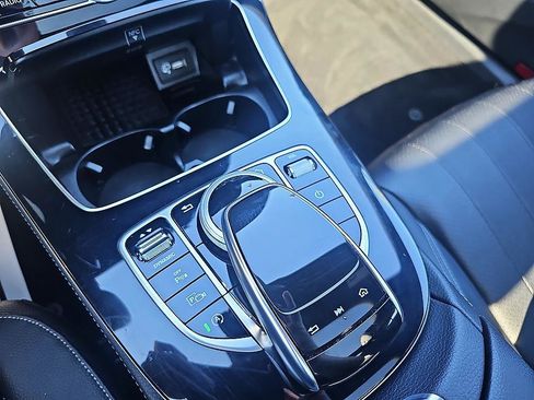 Used 2017 Mercedes-Benz E 300 image 25