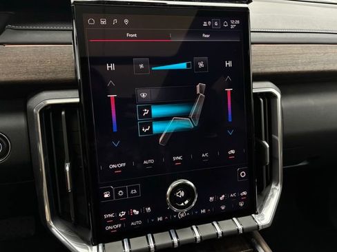 New 2026 GMC Acadia Denali Ultimate image 29