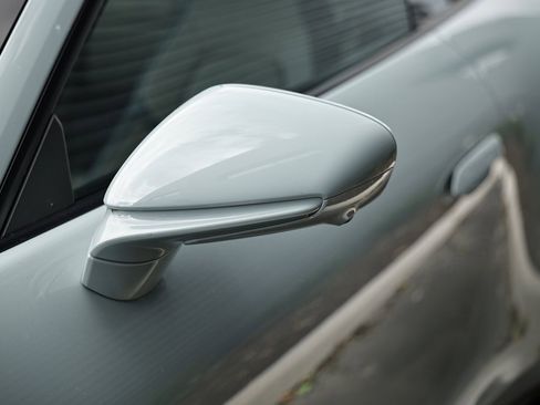 Certified 2025 Porsche 911 Carrera 4 GTS image 38