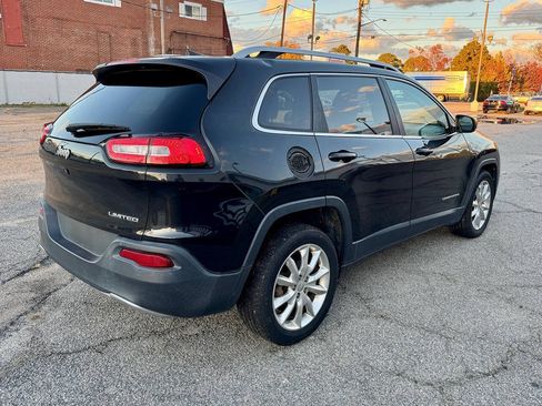 Used 2016 Jeep Cherokee Limited FWD image 6