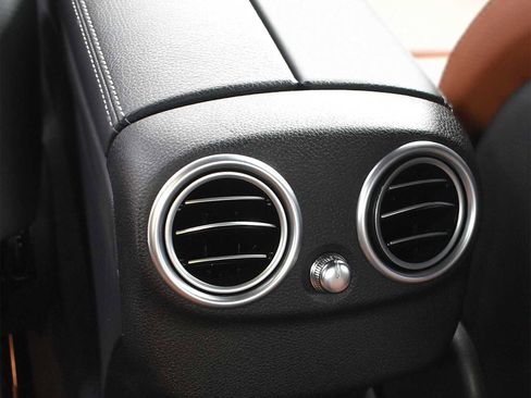 Used 2023 Mercedes-Benz C 300 4MATIC Cabriolet image 15