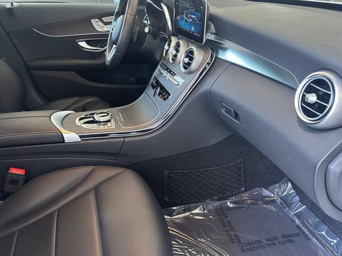 Used 2019 Mercedes-Benz C 300 Sedan image 18