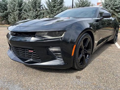 Used 2017 Chevrolet Camaro SS image 29