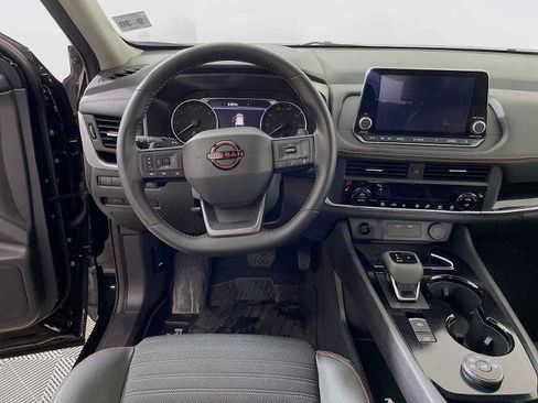 Certified 2025 Nissan Rogue SV w/ Rock Creek Premium Package AWD/4WD image 9