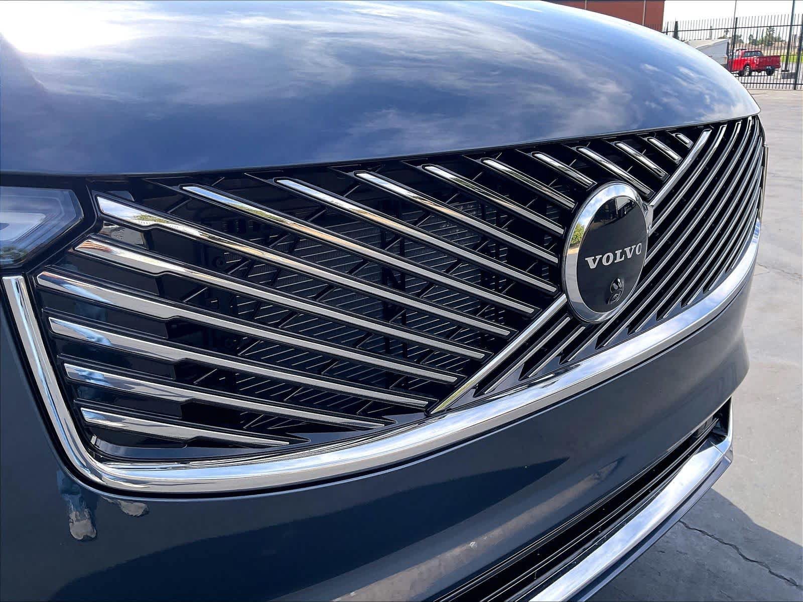 New 2027 Volvo XC90 B5 Plus AWD/4WD image 34