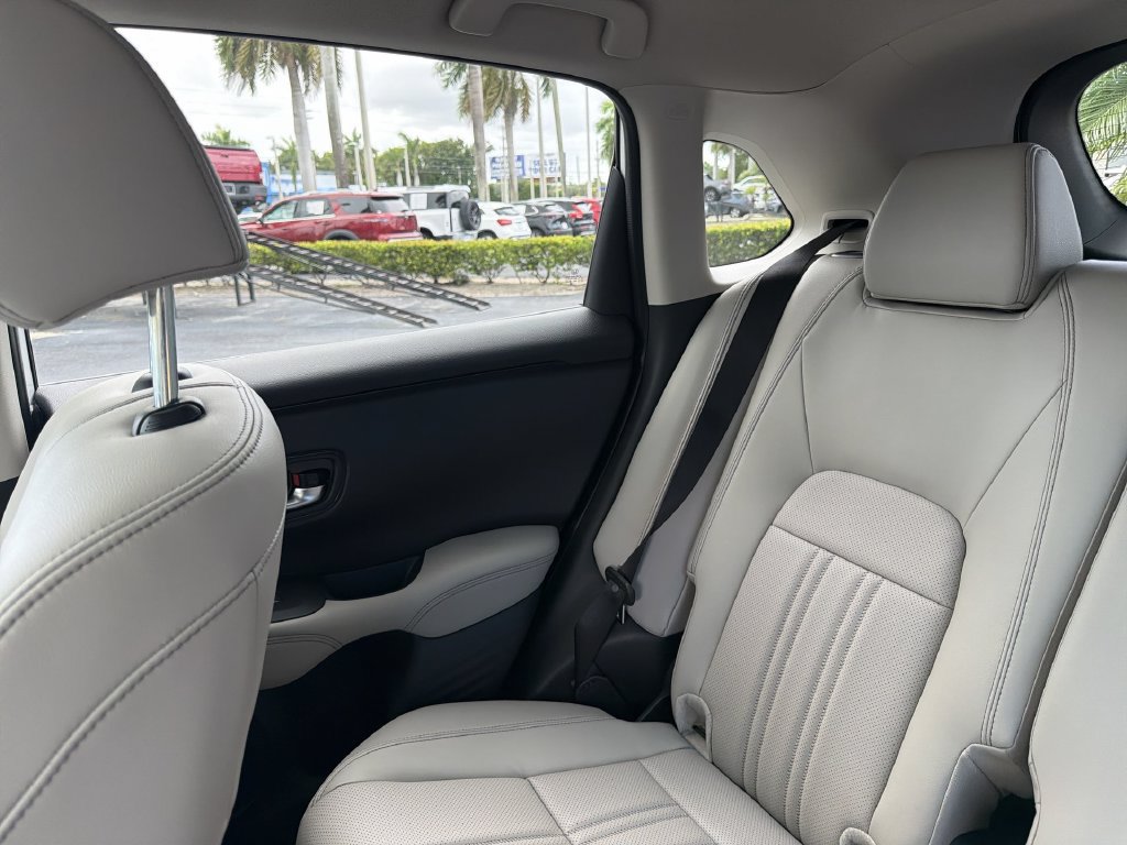 New 2027 Honda HR-V EX-L image 13